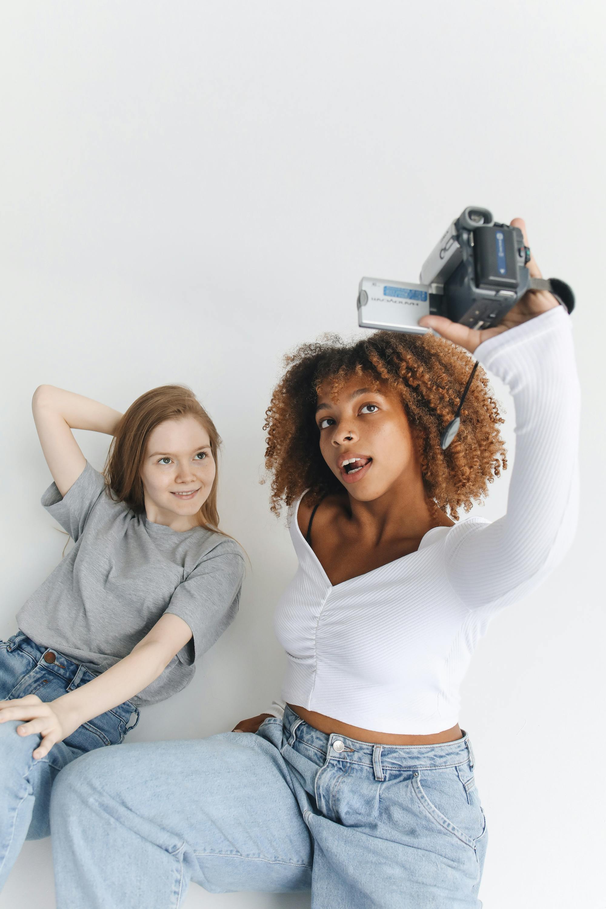 极简夜色人物摄影